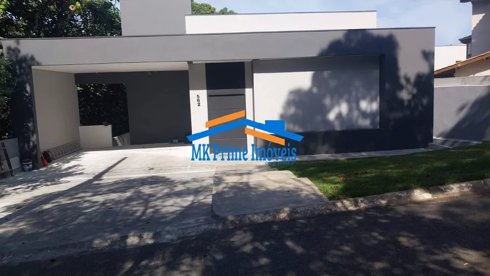 Casa de Condomínio à venda com 4 quartos, 500m² - Foto 1