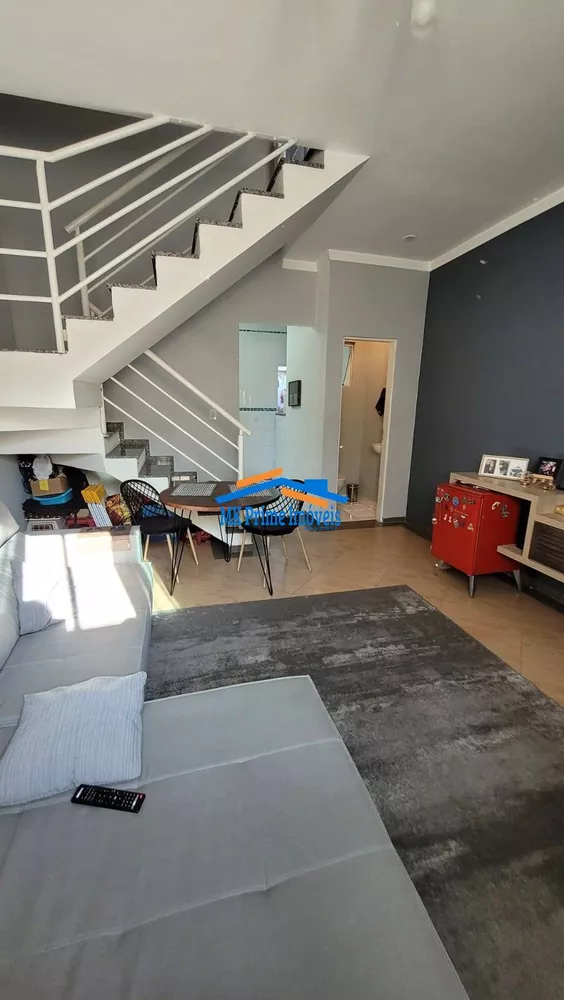 Casa de Condomínio à venda com 2 quartos, 64m² - Foto 1