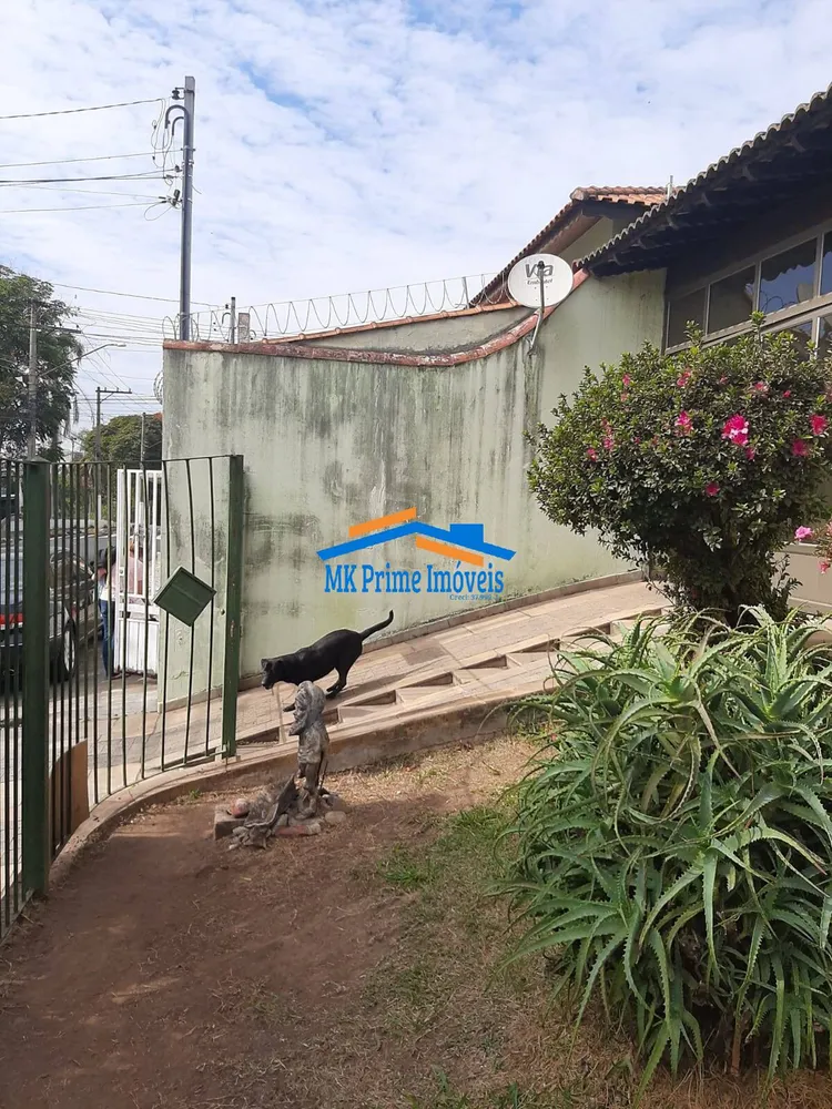 Casa, 3 quartos, 232 m² - Foto 2