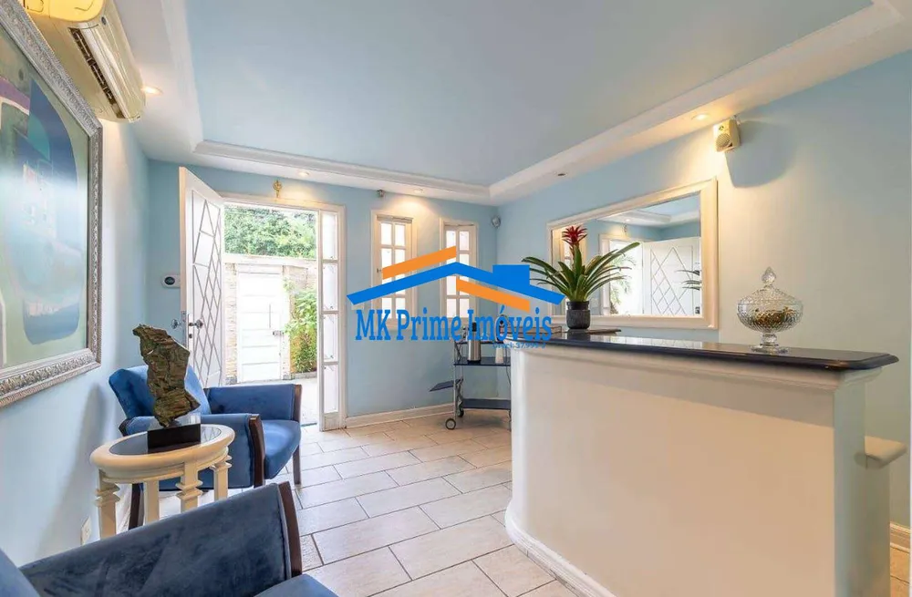 Sobrado, 3 quartos, 220 m² - Foto 1