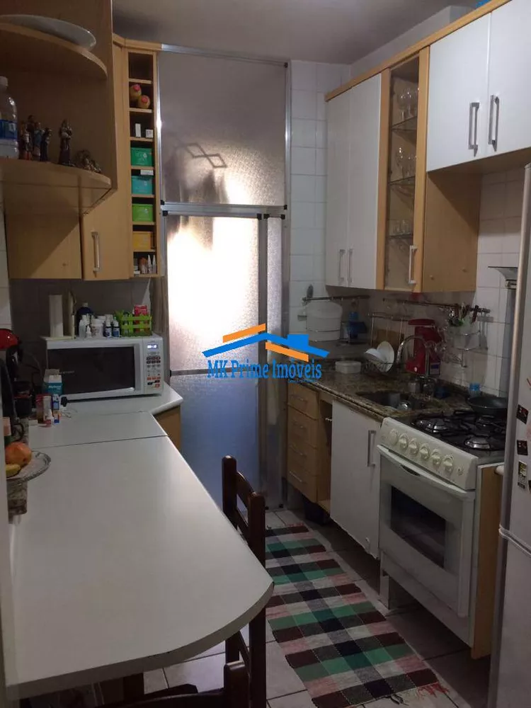 Apartamento à venda com 3 quartos, 72m² - Foto 4