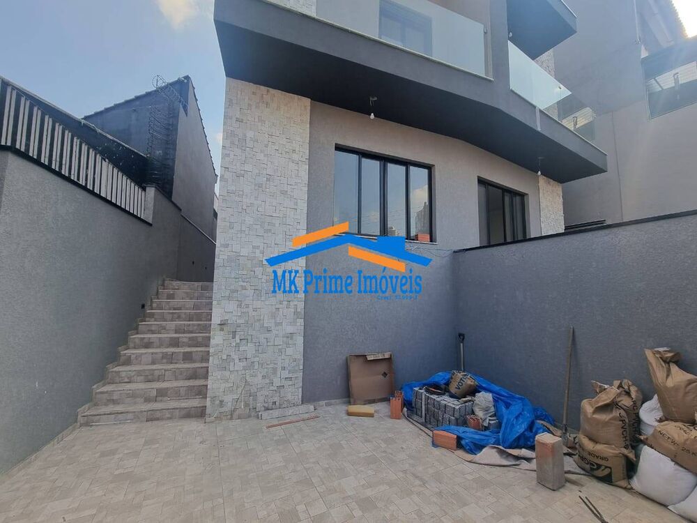 Sobrado à venda com 2 quartos, 130m² - Foto 1