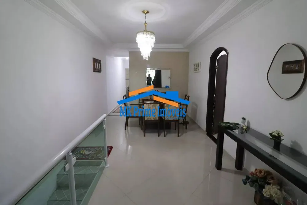 Casa, 3 quartos, 300 m² - Foto 1