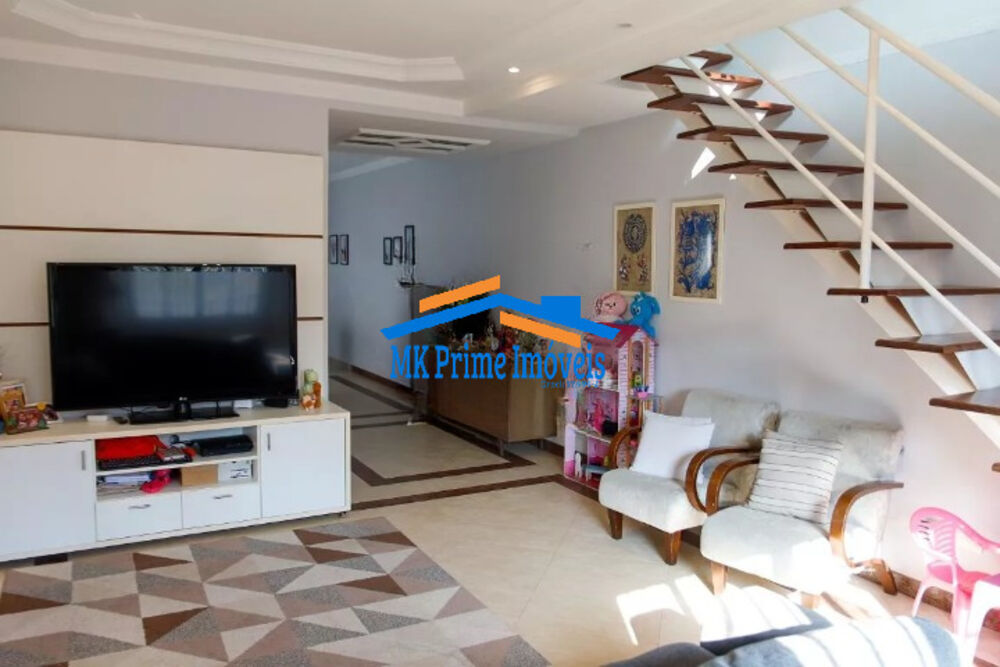 Sobrado à venda com 3 quartos, 190m² - Foto 2