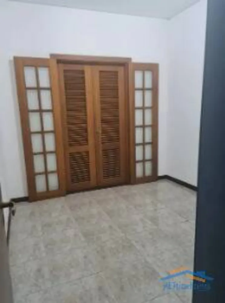 Casa, 6 quartos, 252 m² - Foto 1
