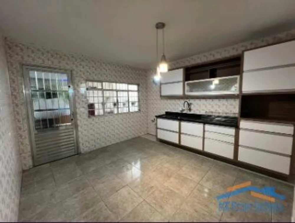 Casa, 6 quartos, 252 m² - Foto 2