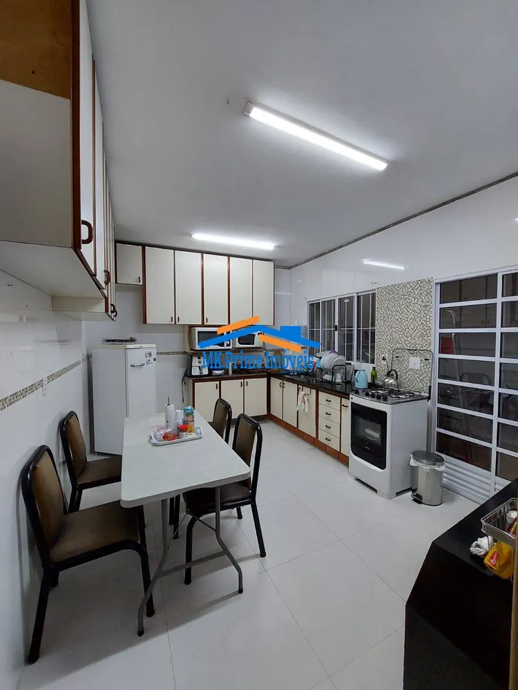 Sobrado, 3 quartos, 250 m² - Foto 3