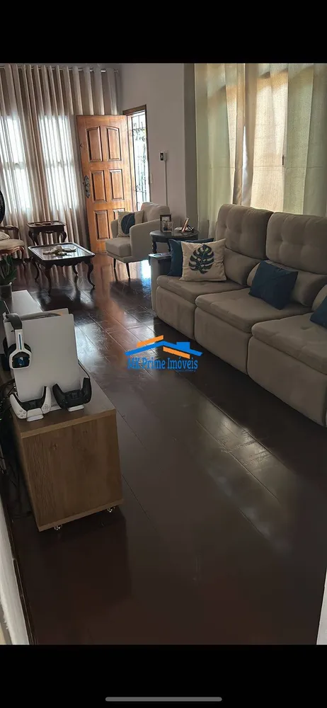 Casa, 3 quartos, 228 m² - Foto 4