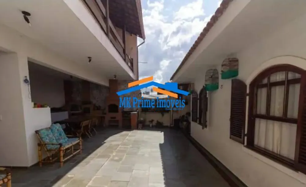 Casa, 3 quartos, 220 m² - Foto 1