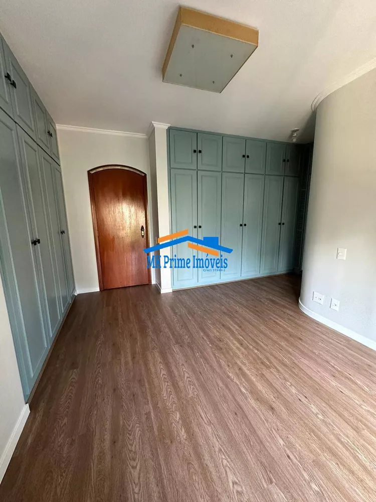 Apartamento para alugar com 3 quartos, 140m² - Foto 5