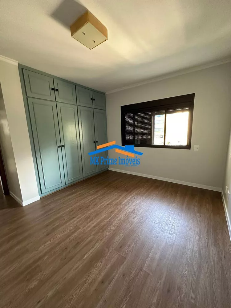 Apartamento para alugar com 3 quartos, 140m² - Foto 8