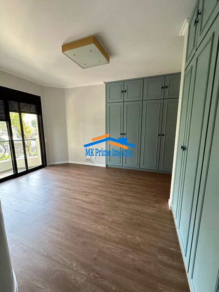 Apartamento para alugar com 3 quartos, 140m² - Foto 1