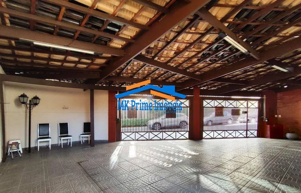 Sobrado, 3 quartos, 206 m² - Foto 1
