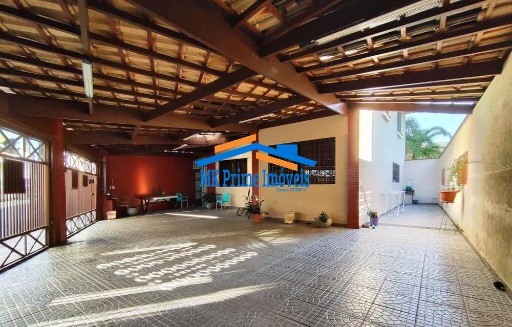Sobrado, 3 quartos, 206 m² - Foto 2