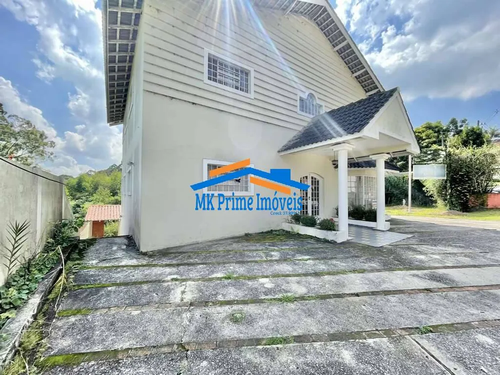 Sobrado, 5 quartos, 228 m² - Foto 1