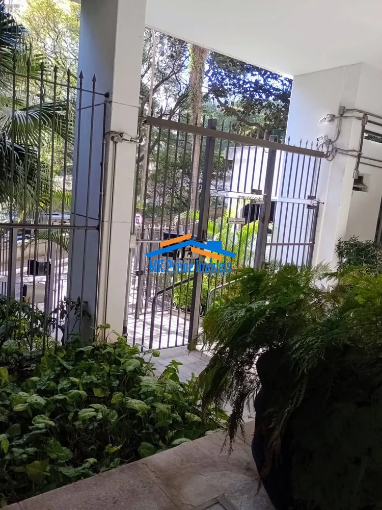 Apartamento, 3 quartos, 240 m² - Foto 8