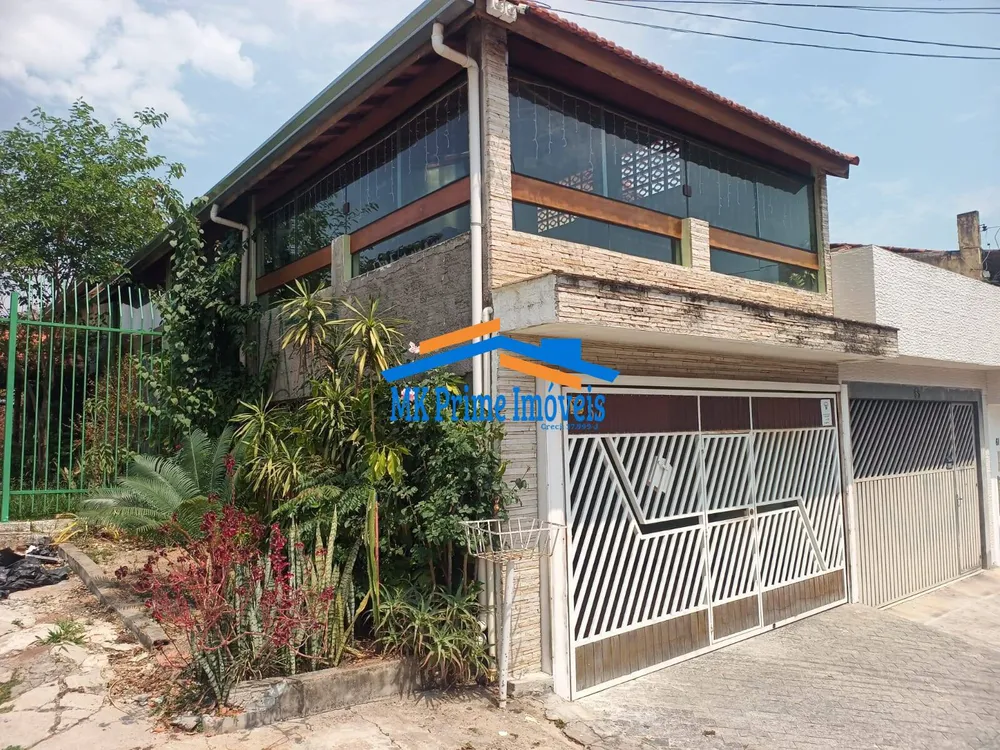 Sobrado, 3 quartos, 219 m² - Foto 2