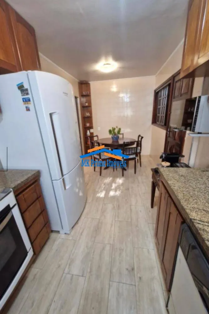 Casa, 3 quartos, 230 m² - Foto 7
