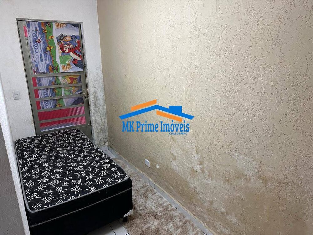 Casa à venda com 3 quartos, 100m² - Foto 4