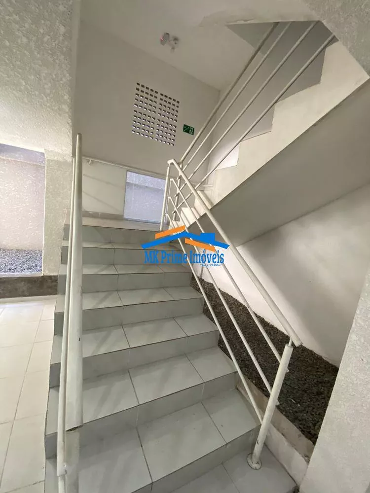 Apartamento à venda com 2 quartos, 41m² - Foto 3