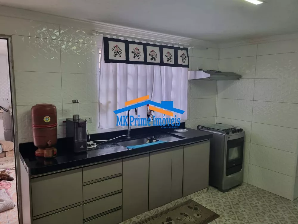 Sobrado à venda com 5 quartos, 256m² - Foto 4