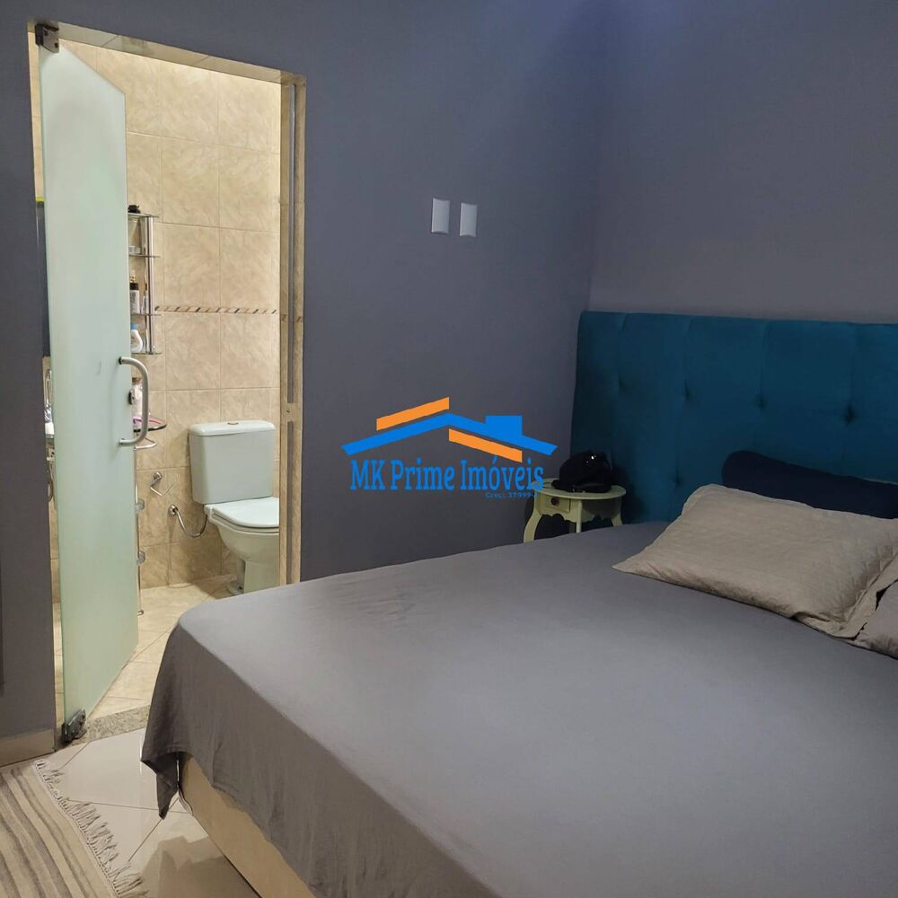Casa à venda com 3 quartos, 170m² - Foto 2