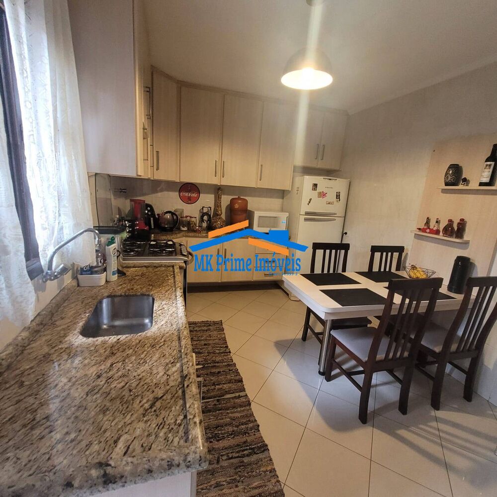 Casa à venda com 3 quartos, 170m² - Foto 10