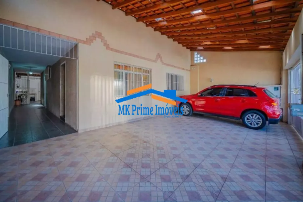 Casa à venda com 3 quartos, 240m² - Foto 2