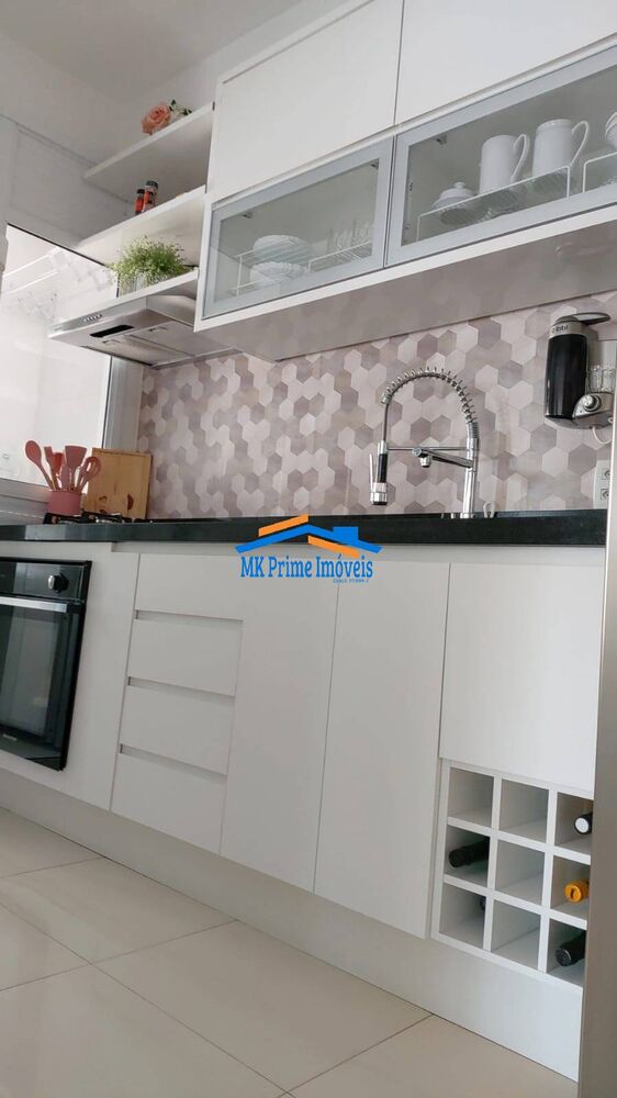 Apartamento à venda com 3 quartos, 71m² - Foto 2