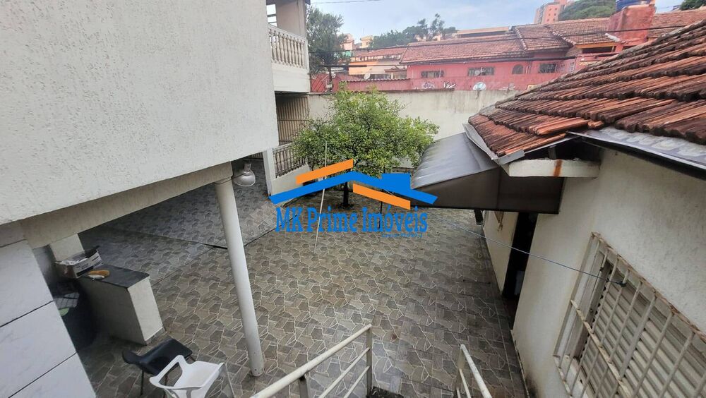 Casa à venda com 2 quartos, 275m² - Foto 4