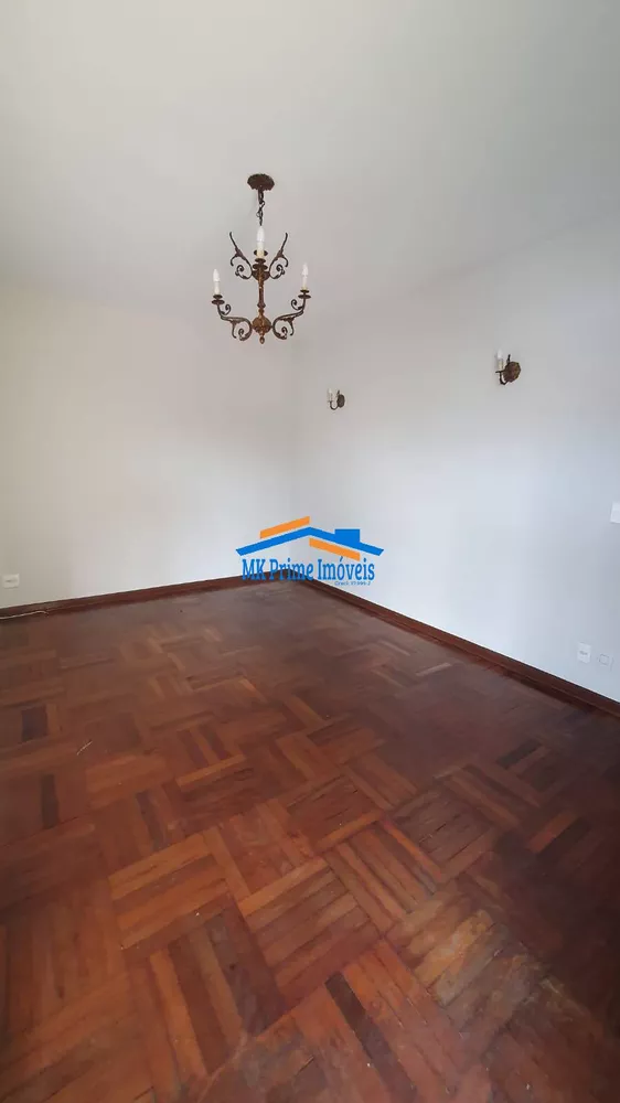 Casa à venda com 2 quartos, 145m² - Foto 4