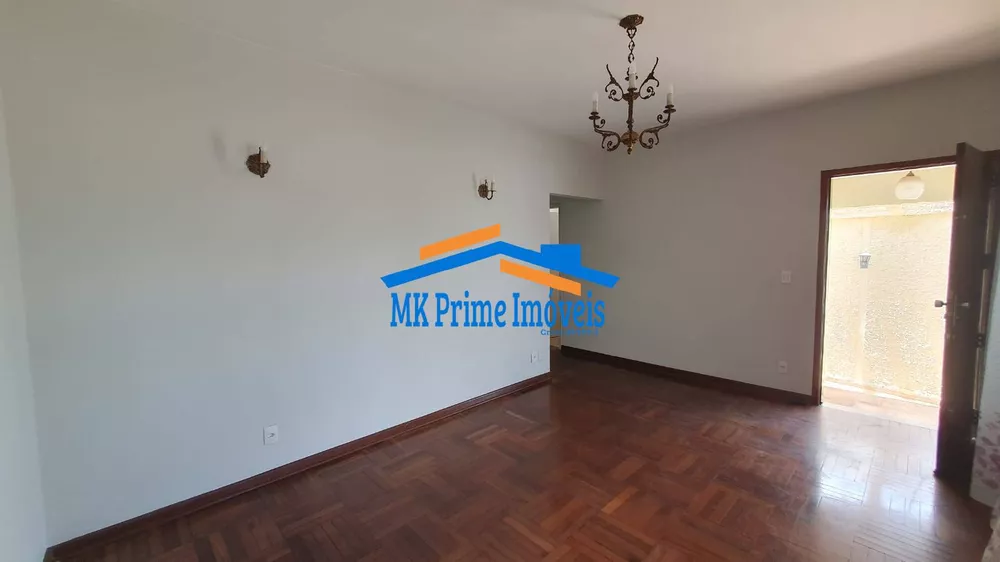 Casa à venda com 2 quartos, 145m² - Foto 3