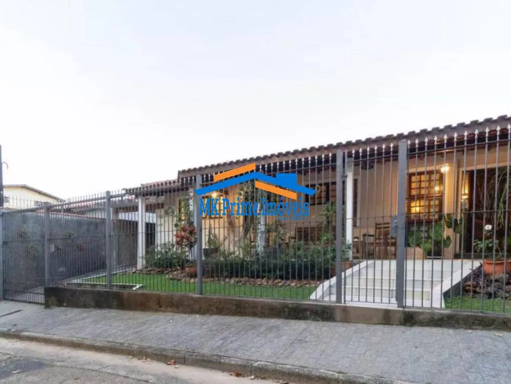 Casa, 3 quartos, 239 m² - Foto 1