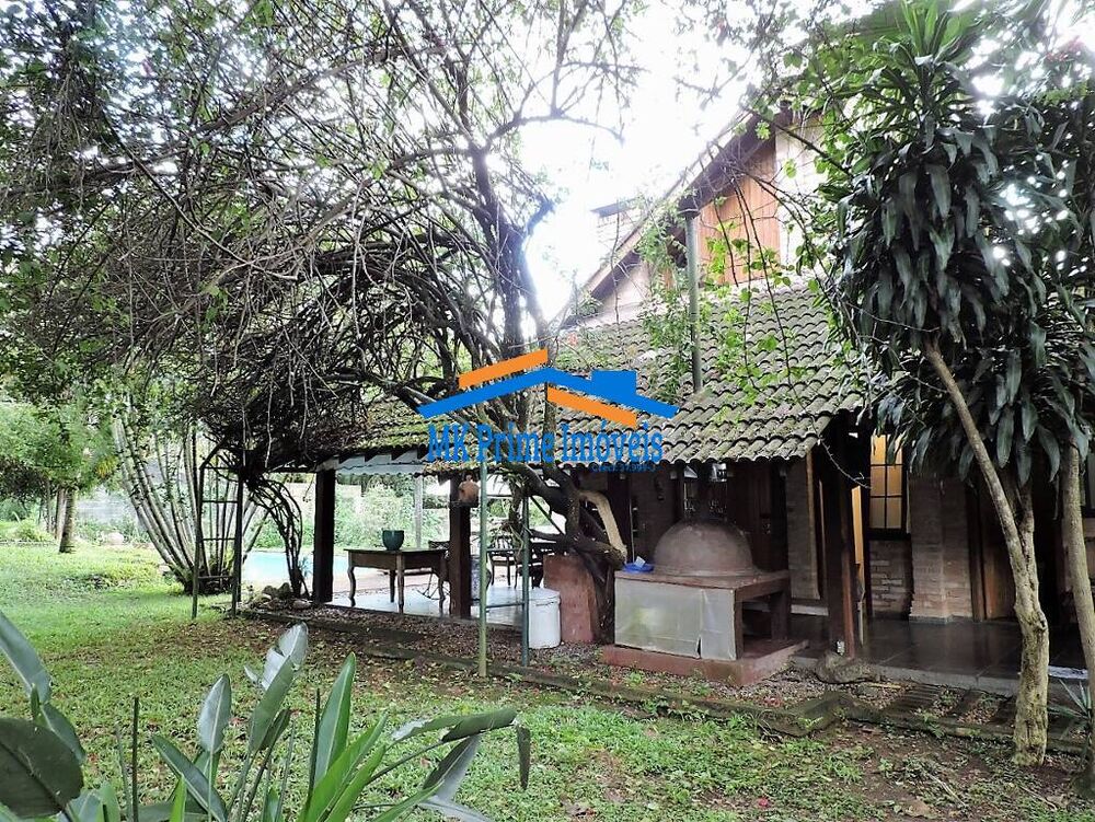 Casa de Condomínio à venda com 3 quartos, 363m² - Foto 2