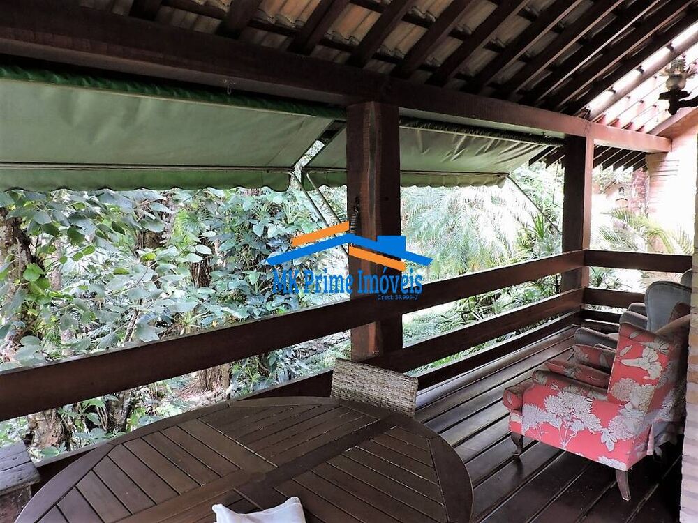 Casa de Condomínio à venda com 3 quartos, 363m² - Foto 4