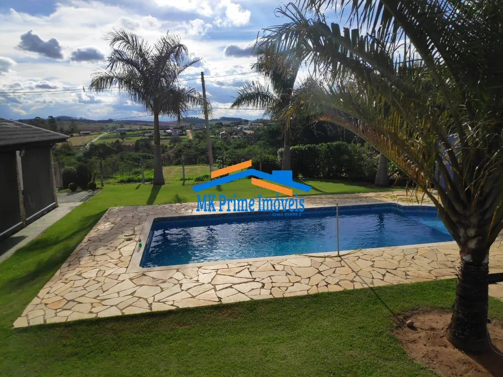 Chácara, 4 quartos, 1360 m² - Foto 1