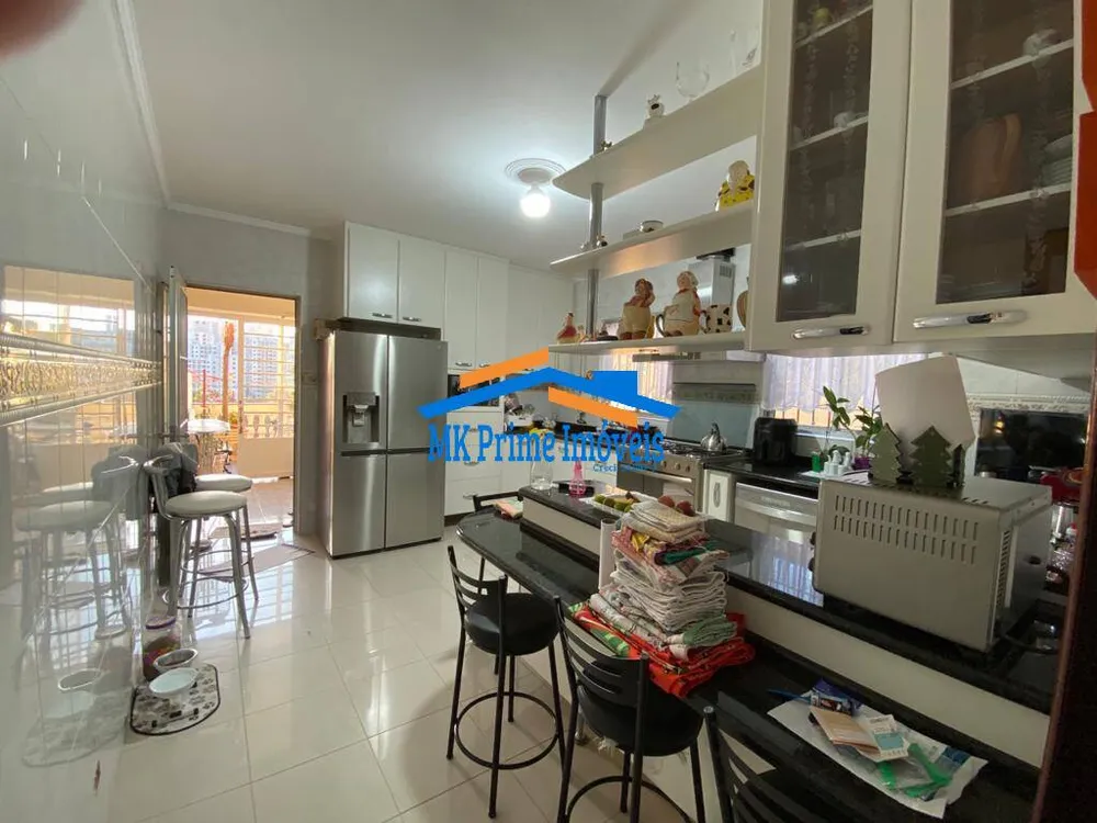 Sobrado, 3 quartos, 223 m² - Foto 2