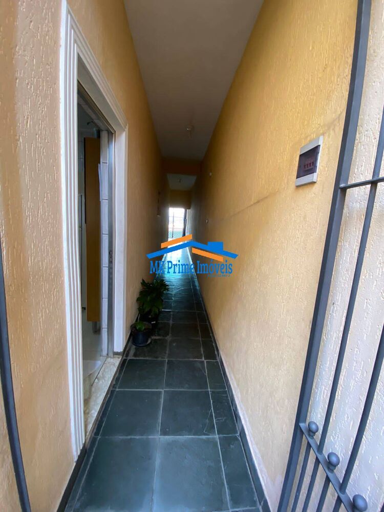 Sobrado à venda com 2 quartos, 125m² - Foto 4