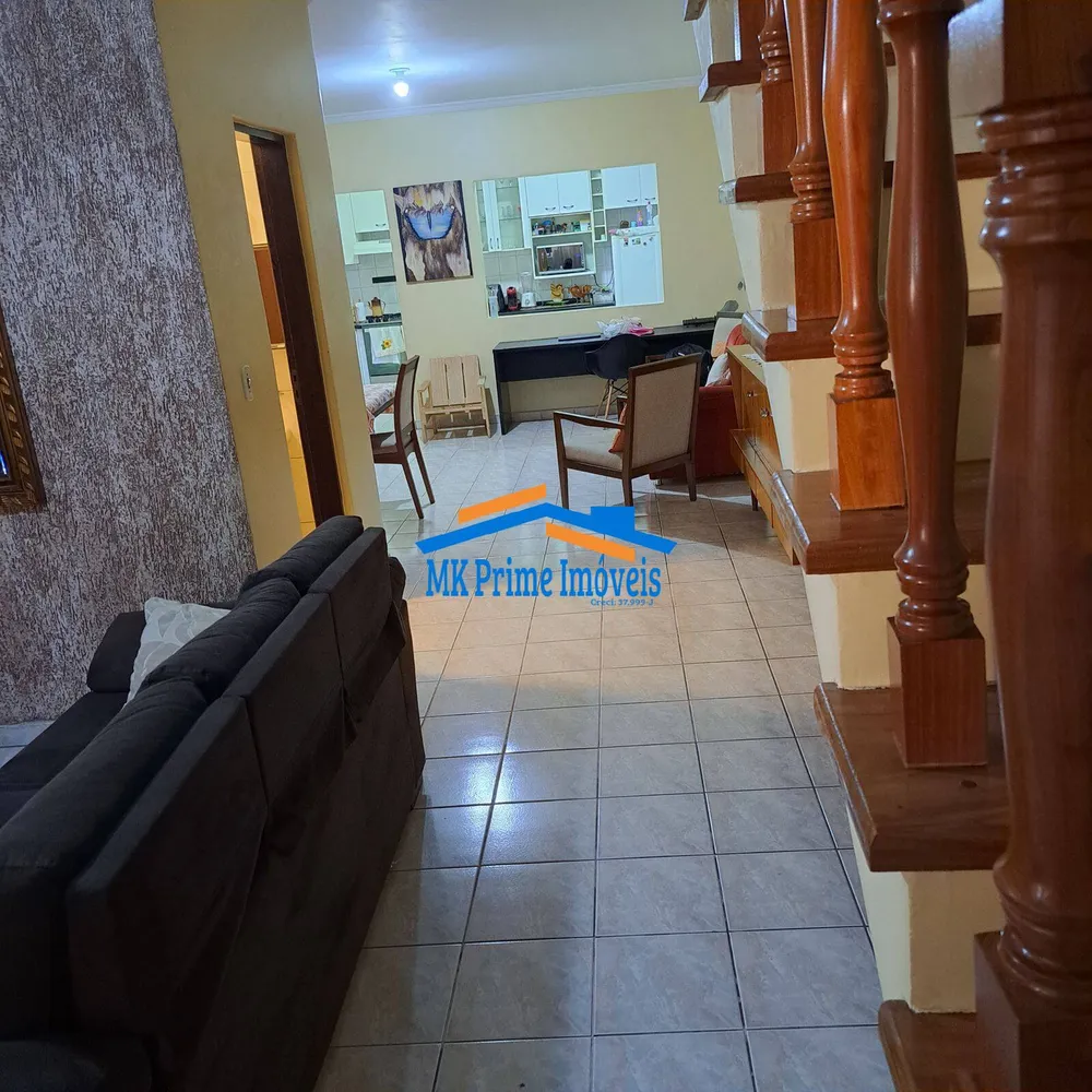 Casa, 3 quartos, 246 m² - Foto 1