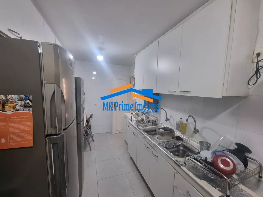 Apartamento à venda com 4 quartos, 140m² - Foto 4