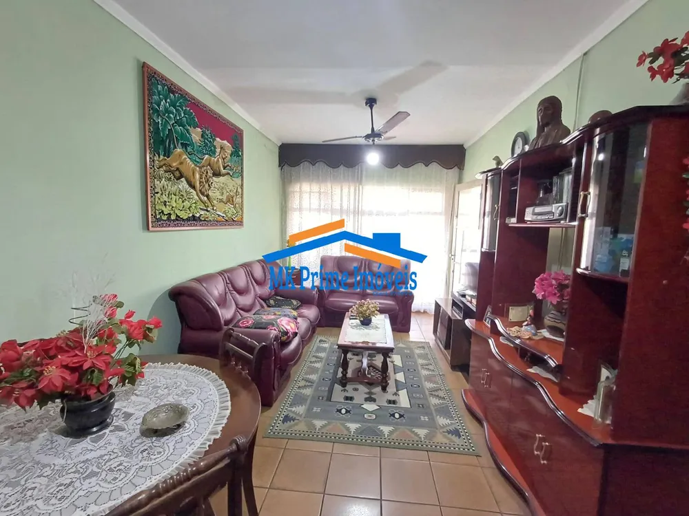 Casa, 3 quartos, 237 m² - Foto 2