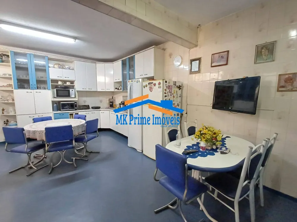 Casa, 3 quartos, 237 m² - Foto 8