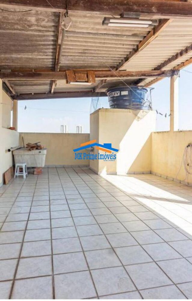 Sobrado à venda com 5 quartos, 249m² - Foto 2