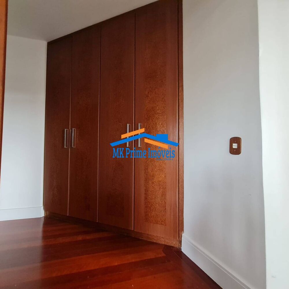 Casa de Condomínio à venda com 3 quartos, 642m² - Foto 4