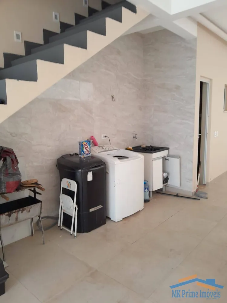 Sobrado, 3 quartos, 205 m² - Foto 2