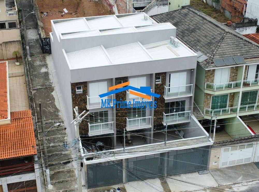 Sobrado à venda com 3 quartos, 208m² - Foto 1