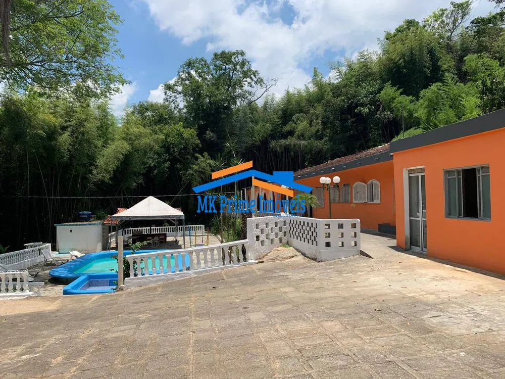 Casa, 6 quartos, 1316 m² - Foto 1