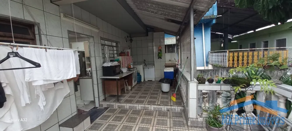 Sobrado, 3 quartos, 300 m² - Foto 1