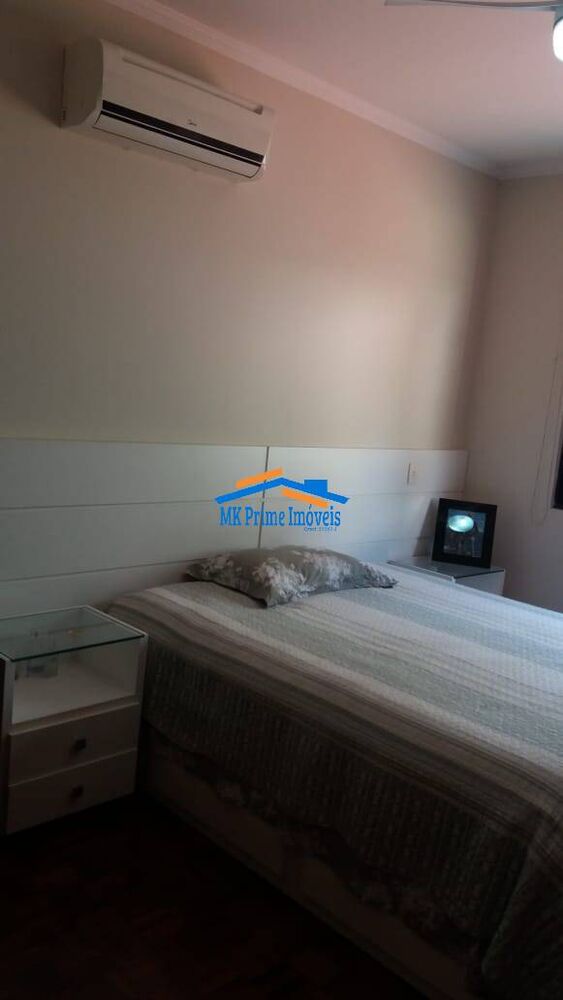 Casa à venda com 4 quartos, 310m² - Foto 11