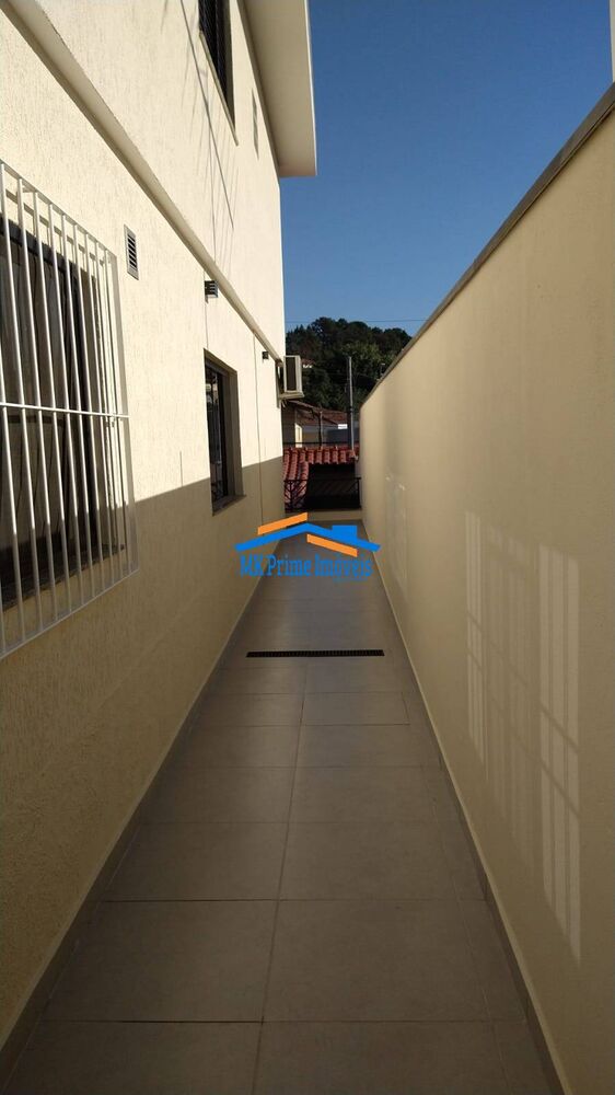 Casa à venda com 4 quartos, 310m² - Foto 18